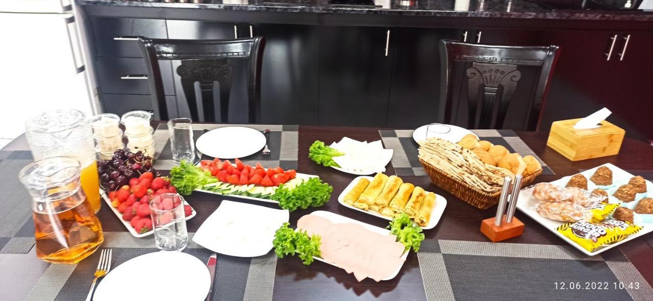 Hotel Sesil Gyumri Exterior foto