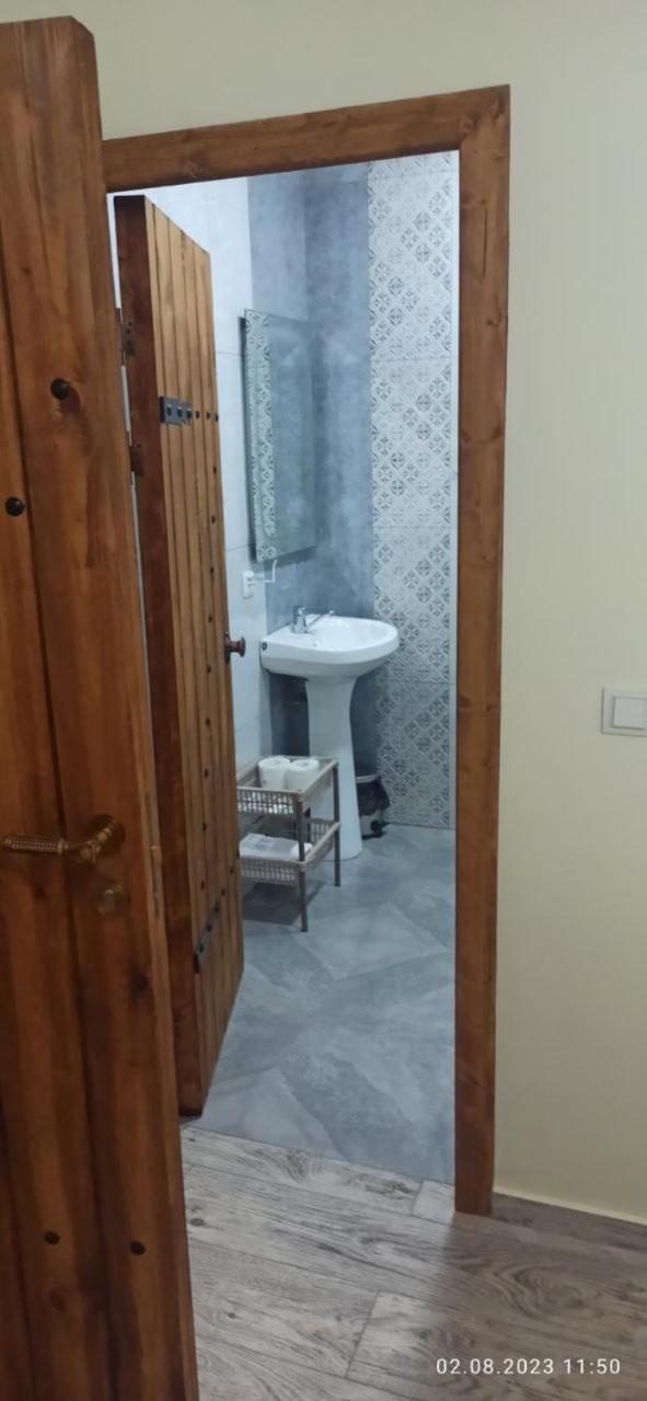 Hotel Sesil Gyumri Exterior foto